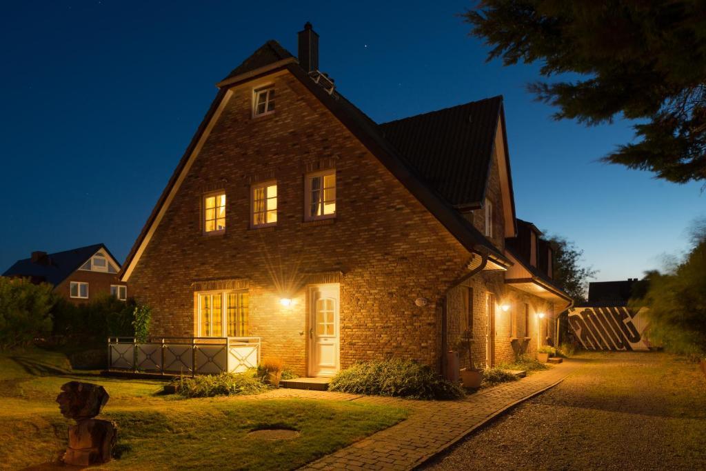 Ferienwohnung Friesenhaus Sylter Domizil Wenningstedt-Braderup Exterior foto